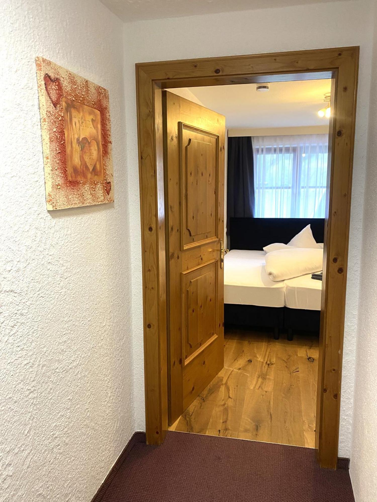 Ferienwohnung A CASA Sonnenstein Sölden Zimmer foto